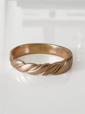 Vintage Soviet 583 Rose Gold Braided Band Ring